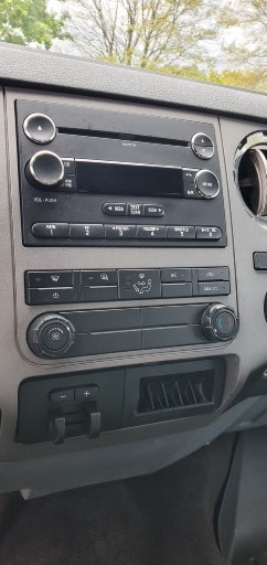 Used 2012 Ford F250 XLT AWD/4WD image 6
