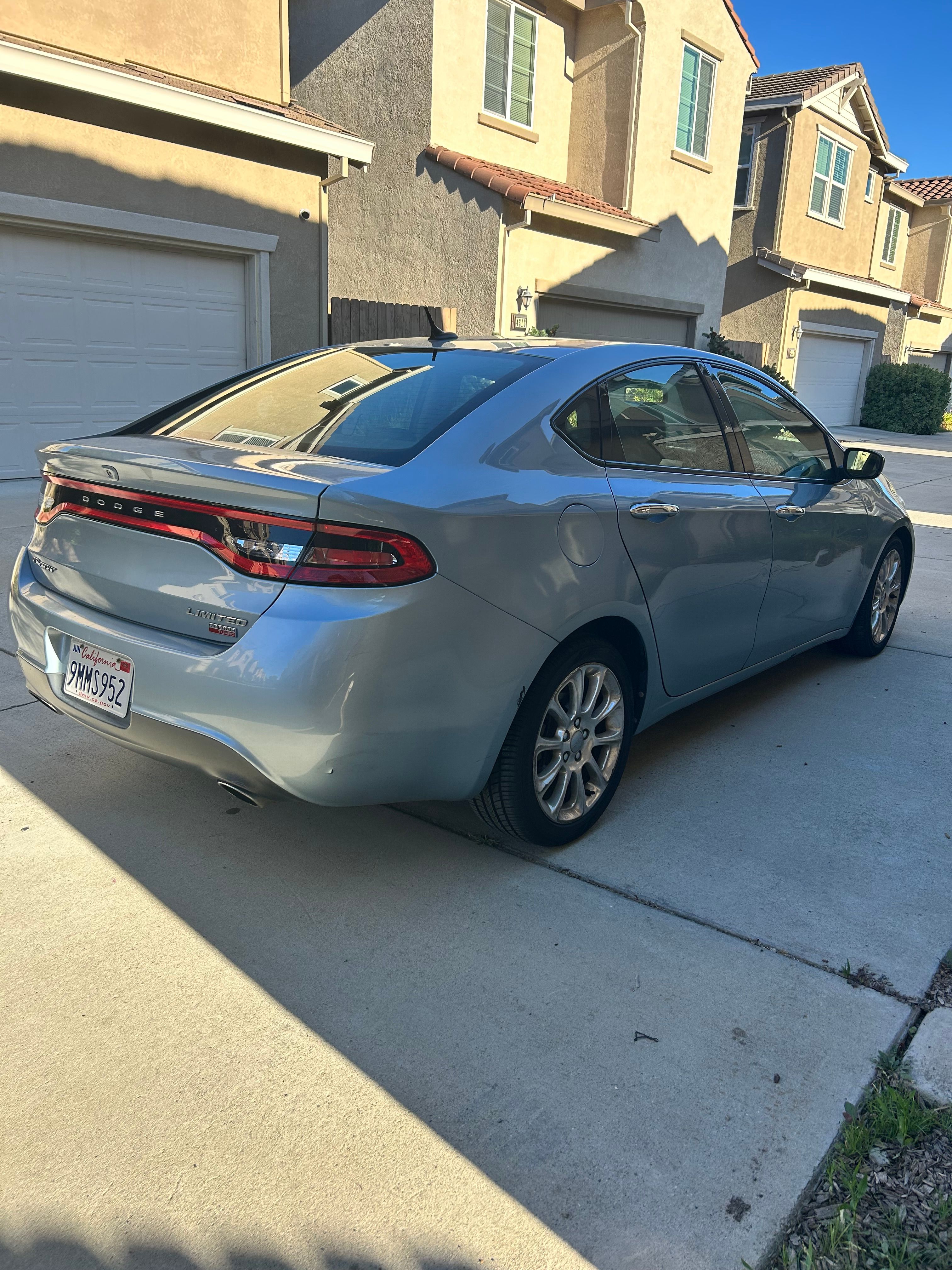 Used 2013 Dodge Dart Limited w/ Premium Group FWD image 2