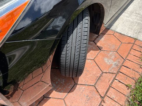 Used 2014 Toyota Prius Four image 17