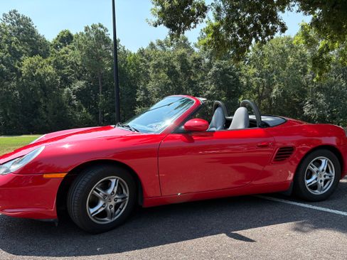 Used 2003 Porsche Boxster RWD image 16
