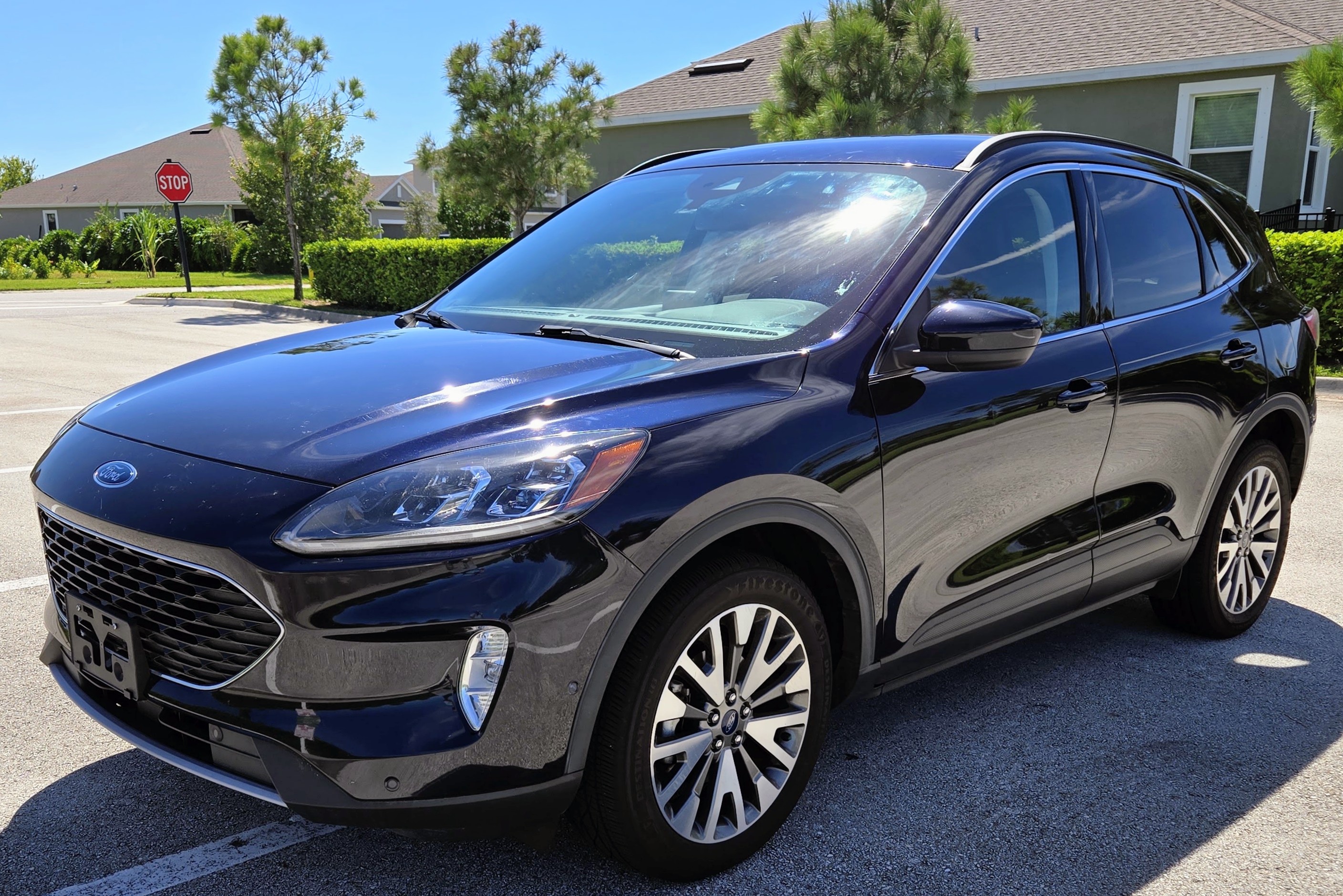 Used 2021 Ford Escape Titanium AWD/4WD image 6