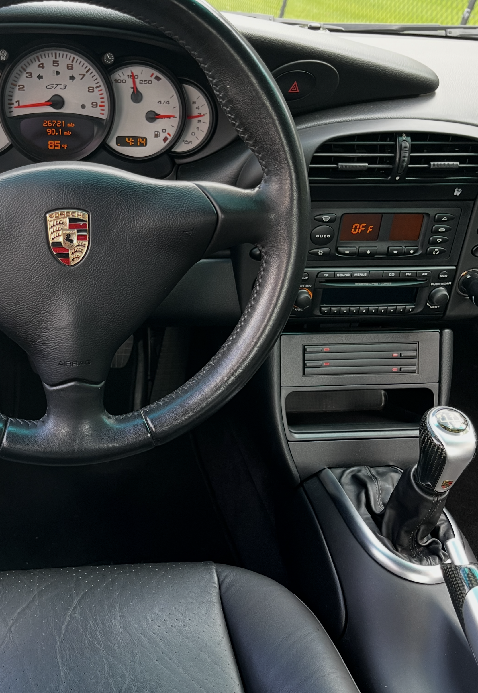 Used 2004 Porsche 911 GT3 RWD image 9