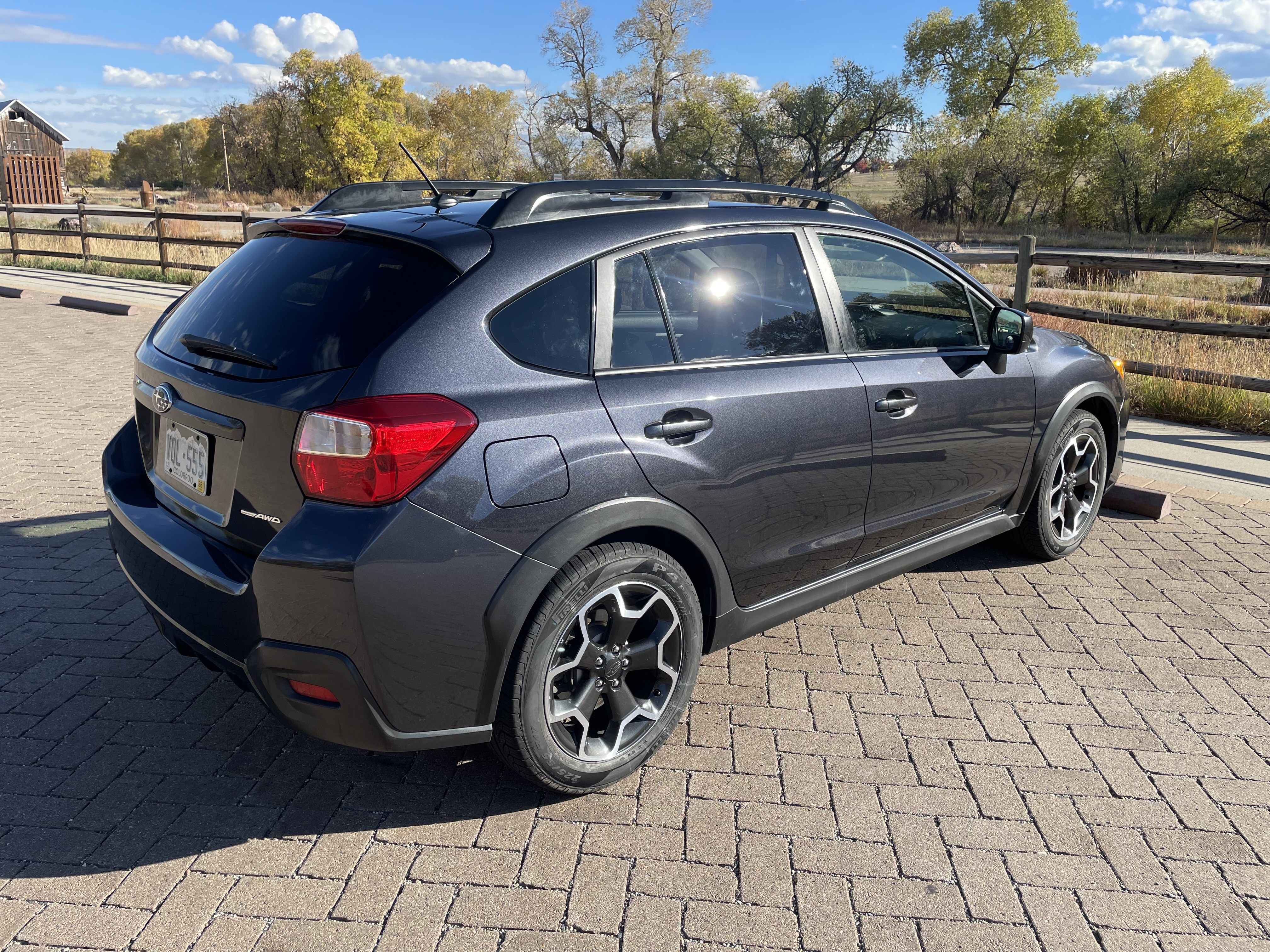 Used 2014 Subaru Crosstrek 2.0i Premium AWD/4WD image 2