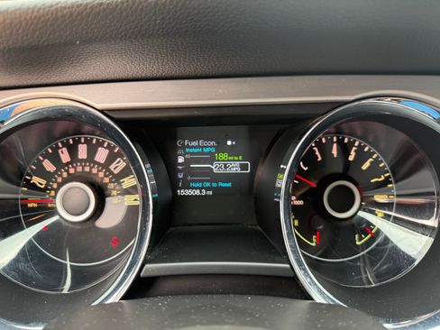 Used 2014 Ford Mustang GT Premium w/ Comfort Package image 8