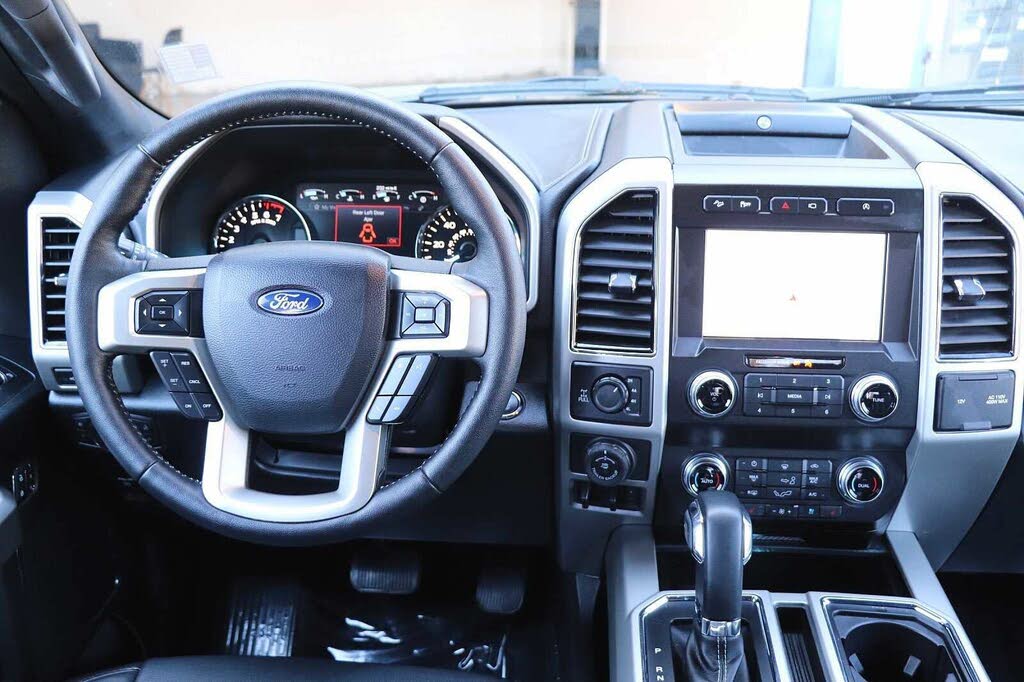 Used 2020 Ford F150 Lariat w/ Equipment Group 502A Luxury AWD/4WD image 12