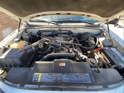 Used 2003 Ford Explorer Sport XLT image 5