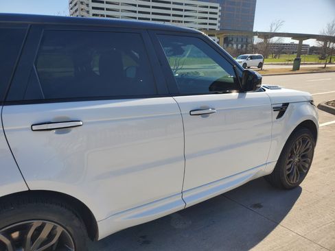 Used 2016 Land Rover Range Rover Sport HSE AWD/4WD image 10