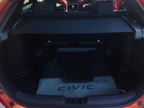 Used 2017 Honda Civic Type R image 10