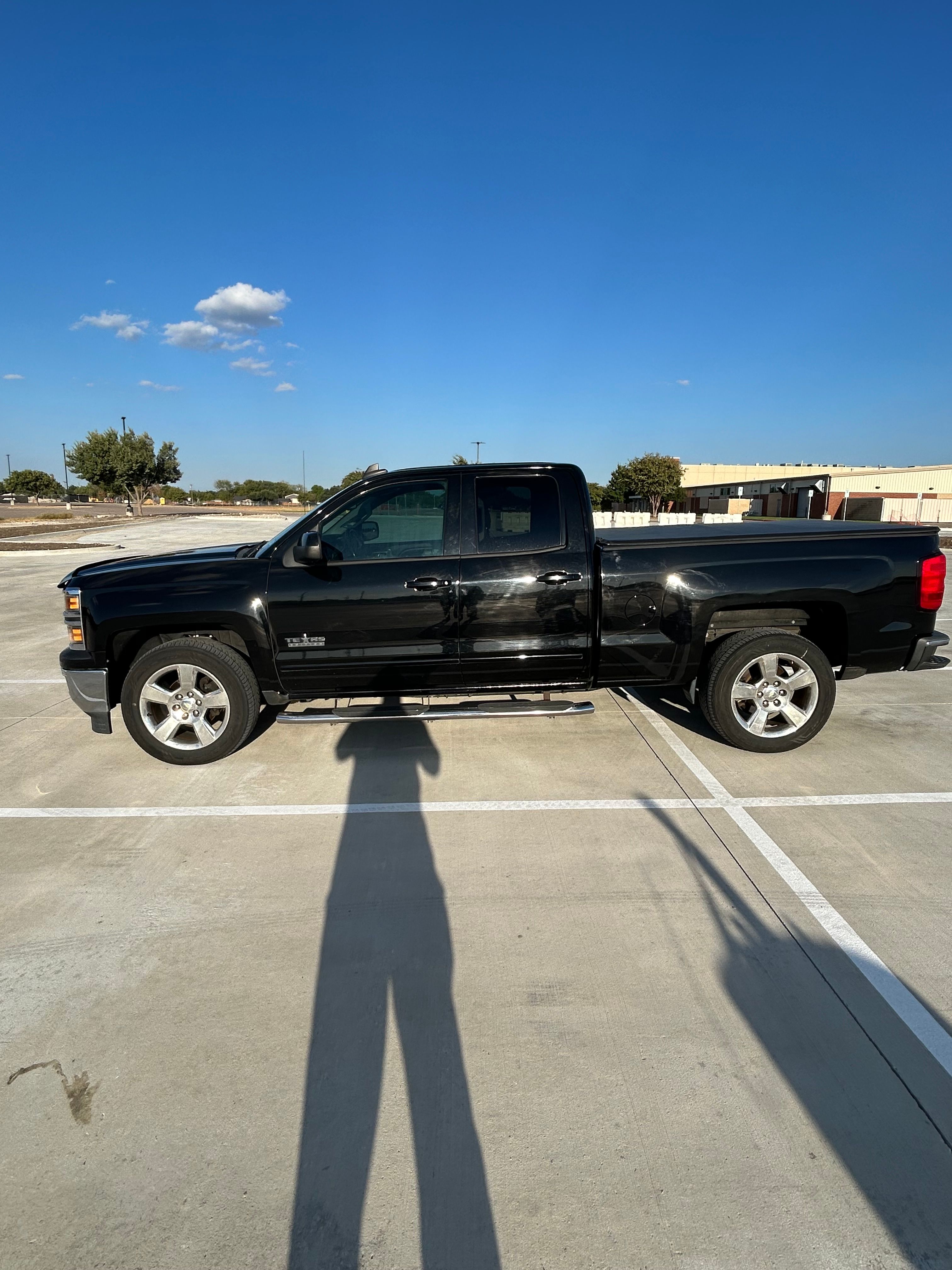 Used 2015 Chevrolet Silverado 1500 LT w/ Texas Edition, 1LT Trim RWD image 4