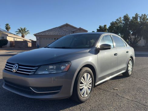Used 2014 Volkswagen Passat 1.8T S image 6