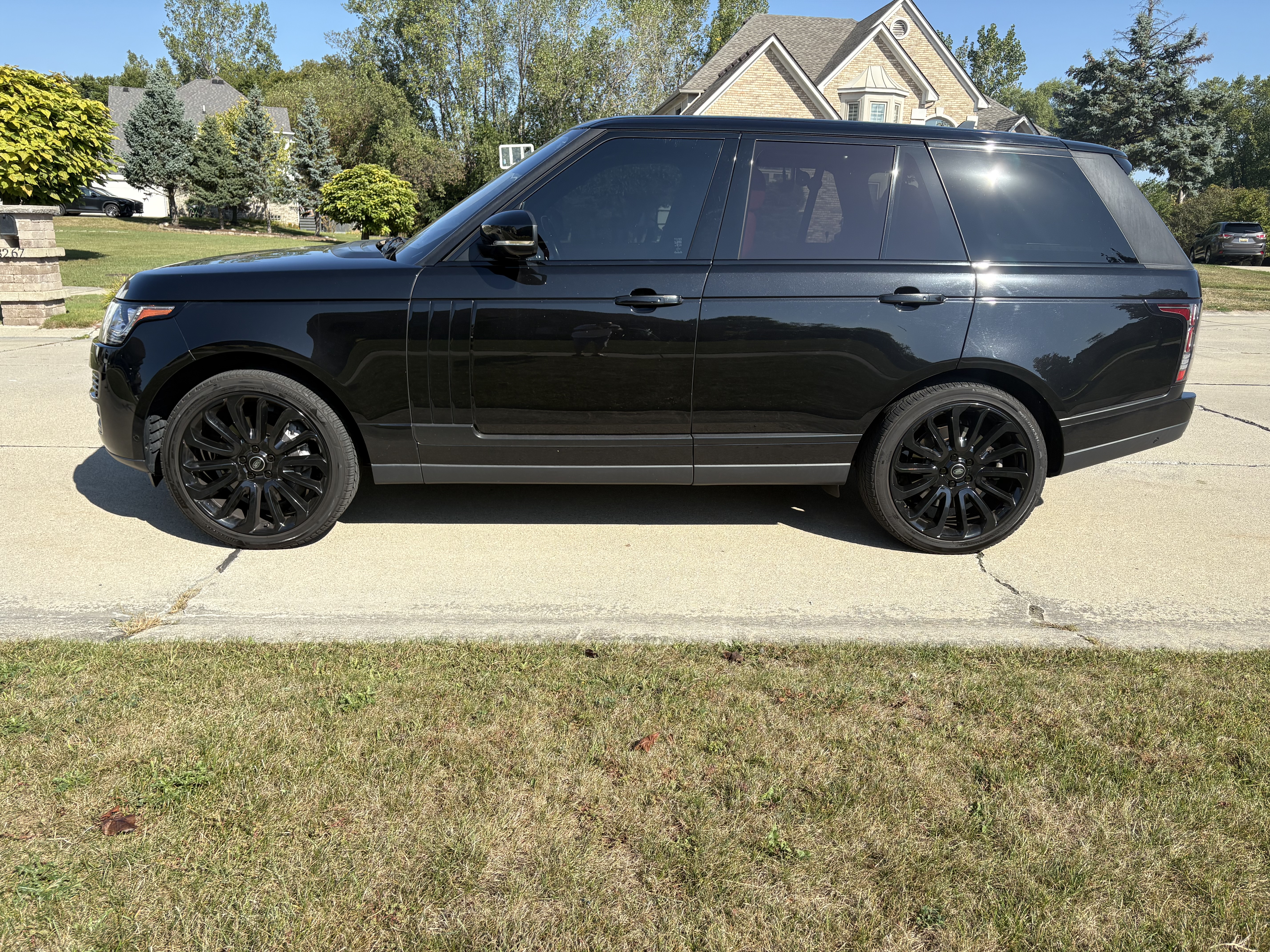 Used 2016 Land Rover Range Rover Autobiography AWD/4WD image 9