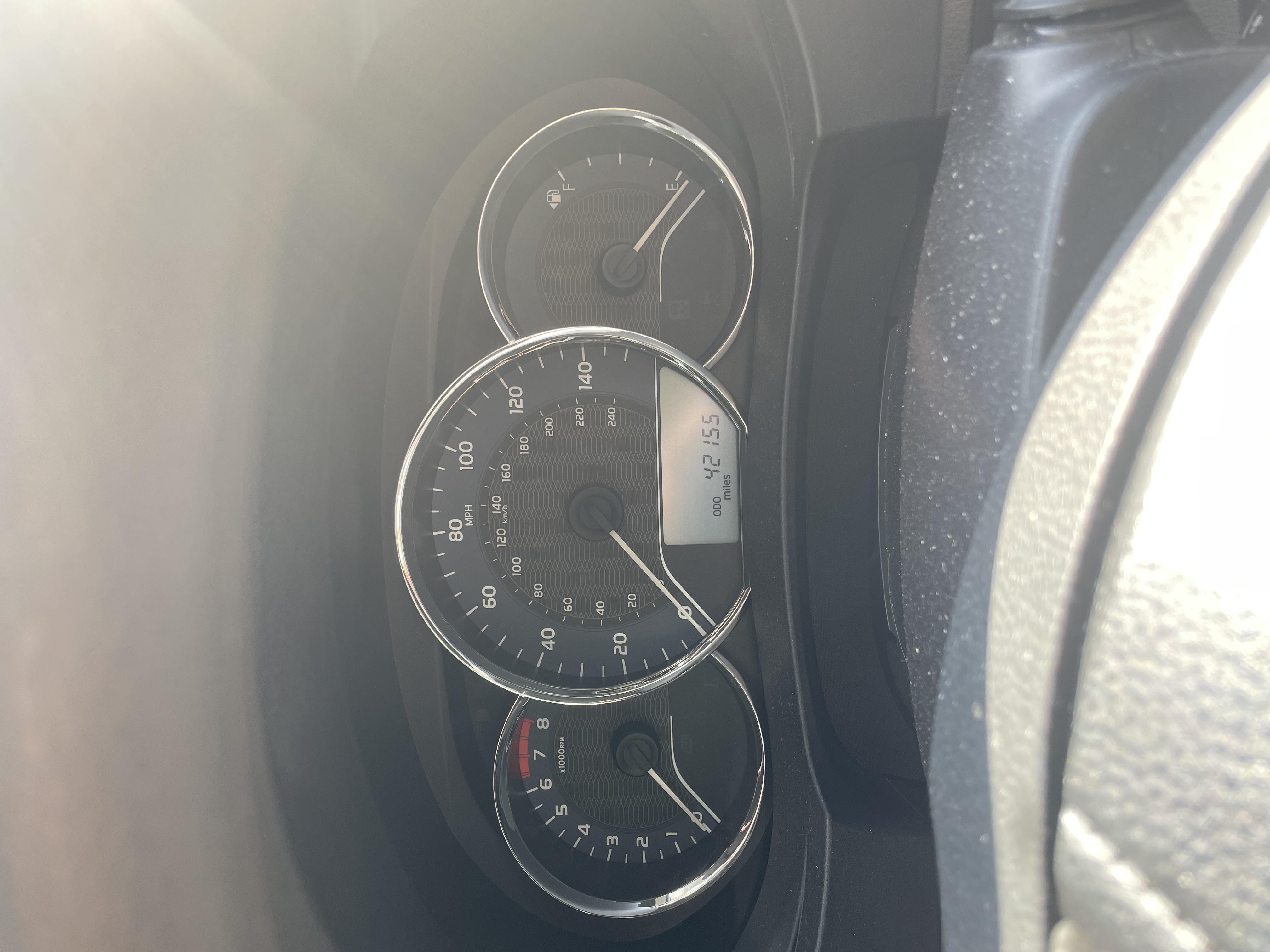 Used 2015 Toyota Corolla LE FWD image 5