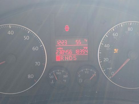 Used 2009 Volkswagen Jetta SE image 14