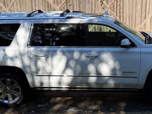 Used 2016 GMC Yukon XL Denali w/ Open Road Package image 2