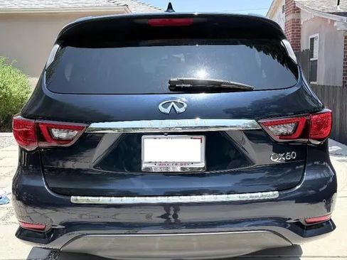 Used 2020 INFINITI QX60 Luxe w/ Essential Package FWD image 8