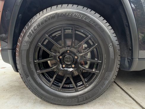 Used 2014 Jeep Grand Cherokee Laredo w/ Quick Order Package 23E image 32