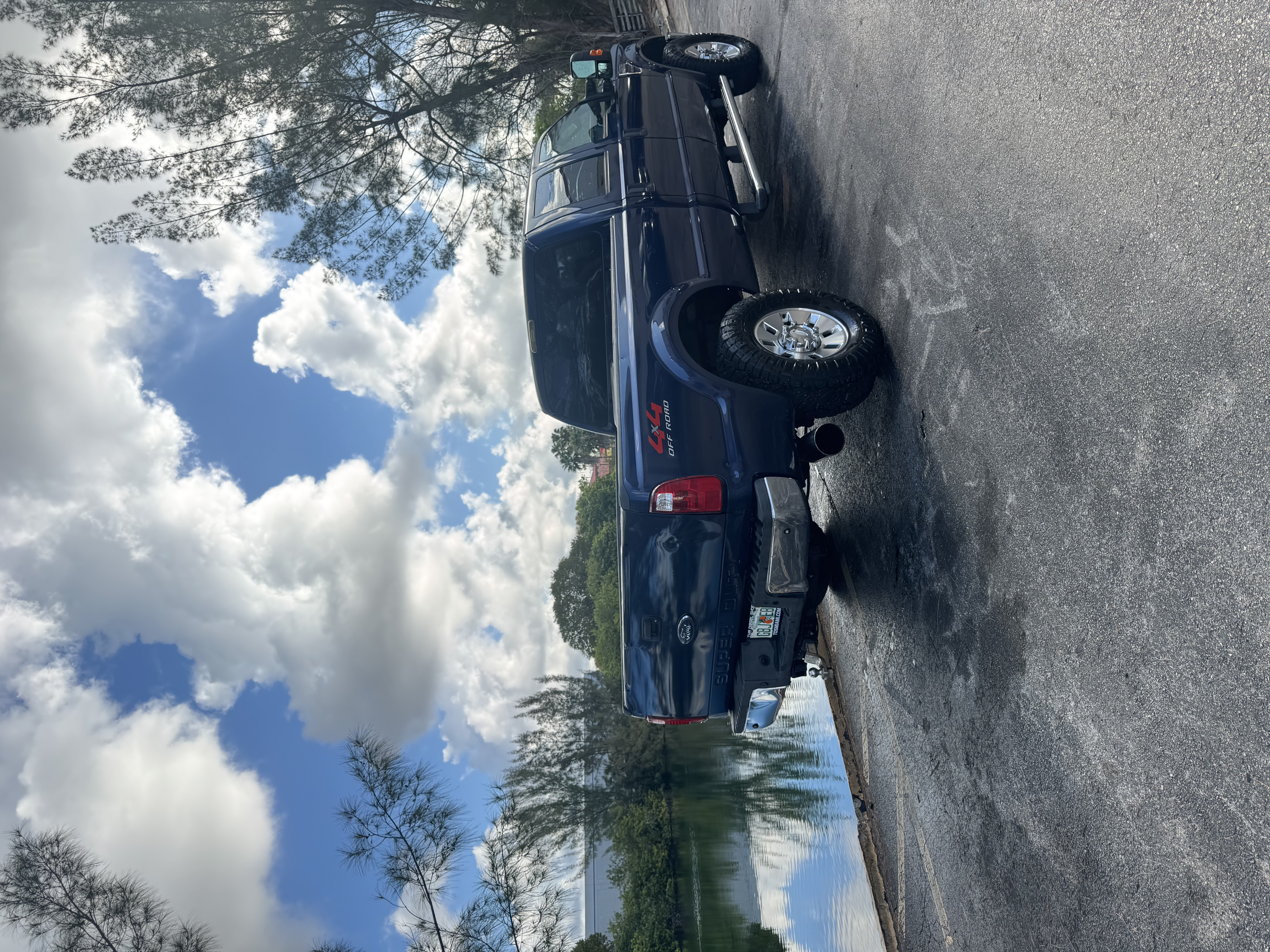 Used 2008 Ford F250 Lariat AWD/4WD image 5