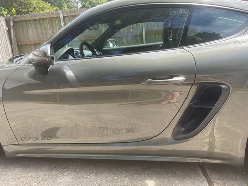 Used 2024 Porsche 718 Cayman GTS RWD image 2