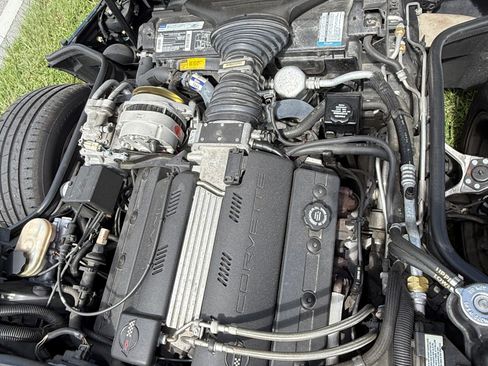 Used 1994 Chevrolet Corvette Convertible image 31