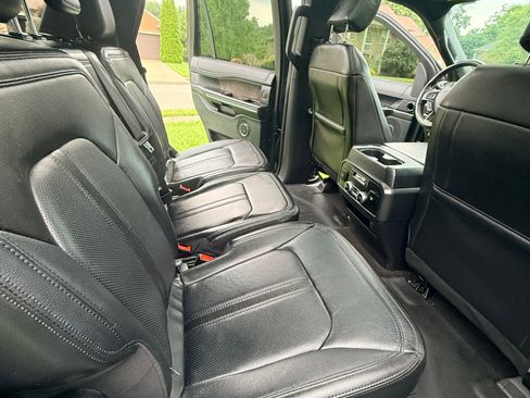 Used 2020 Ford Expedition Limited w/ Equipment Group 302A RWD image 15