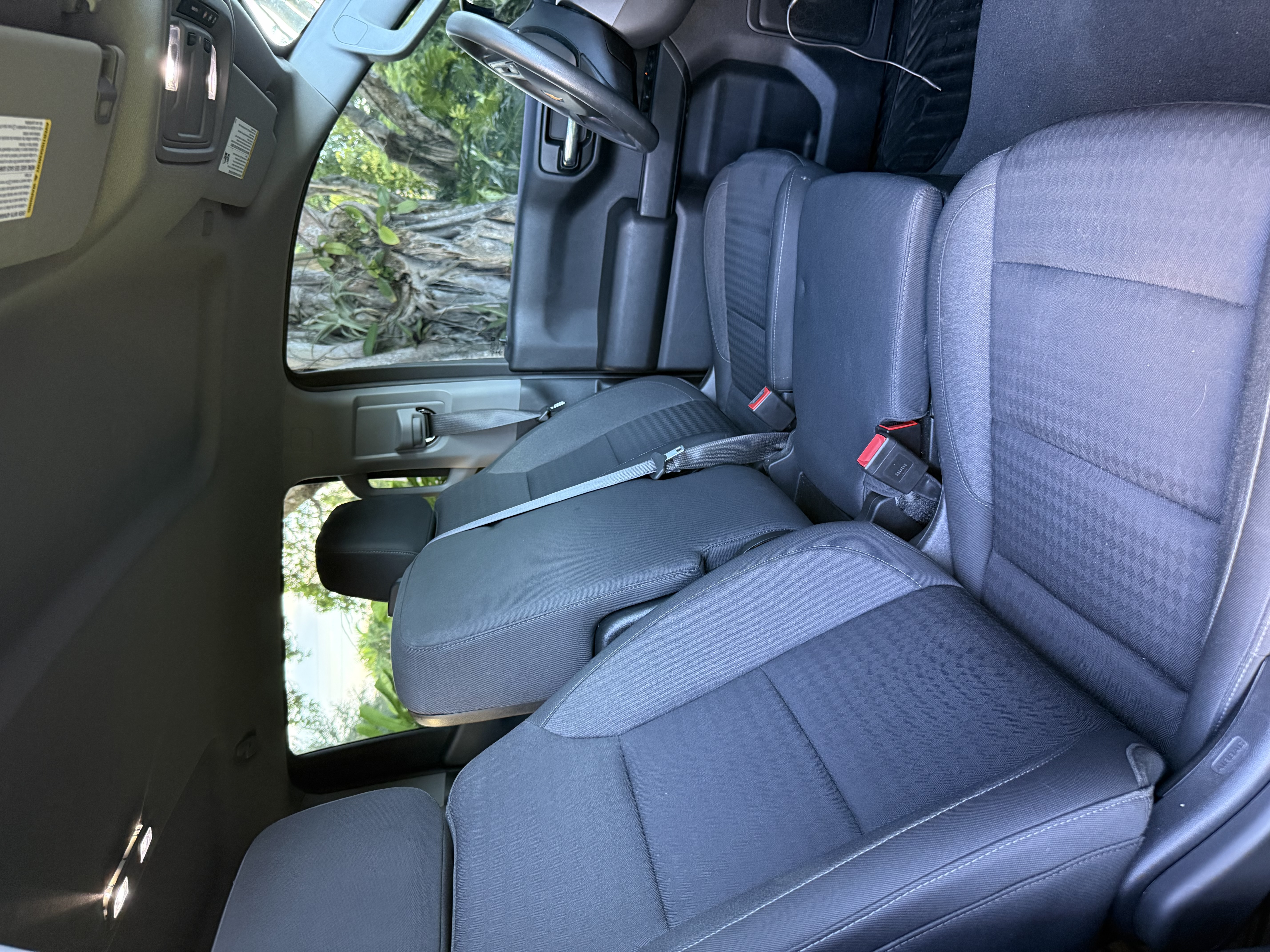 Used 2023 Chevrolet Silverado 1500 Custom RWD image 9