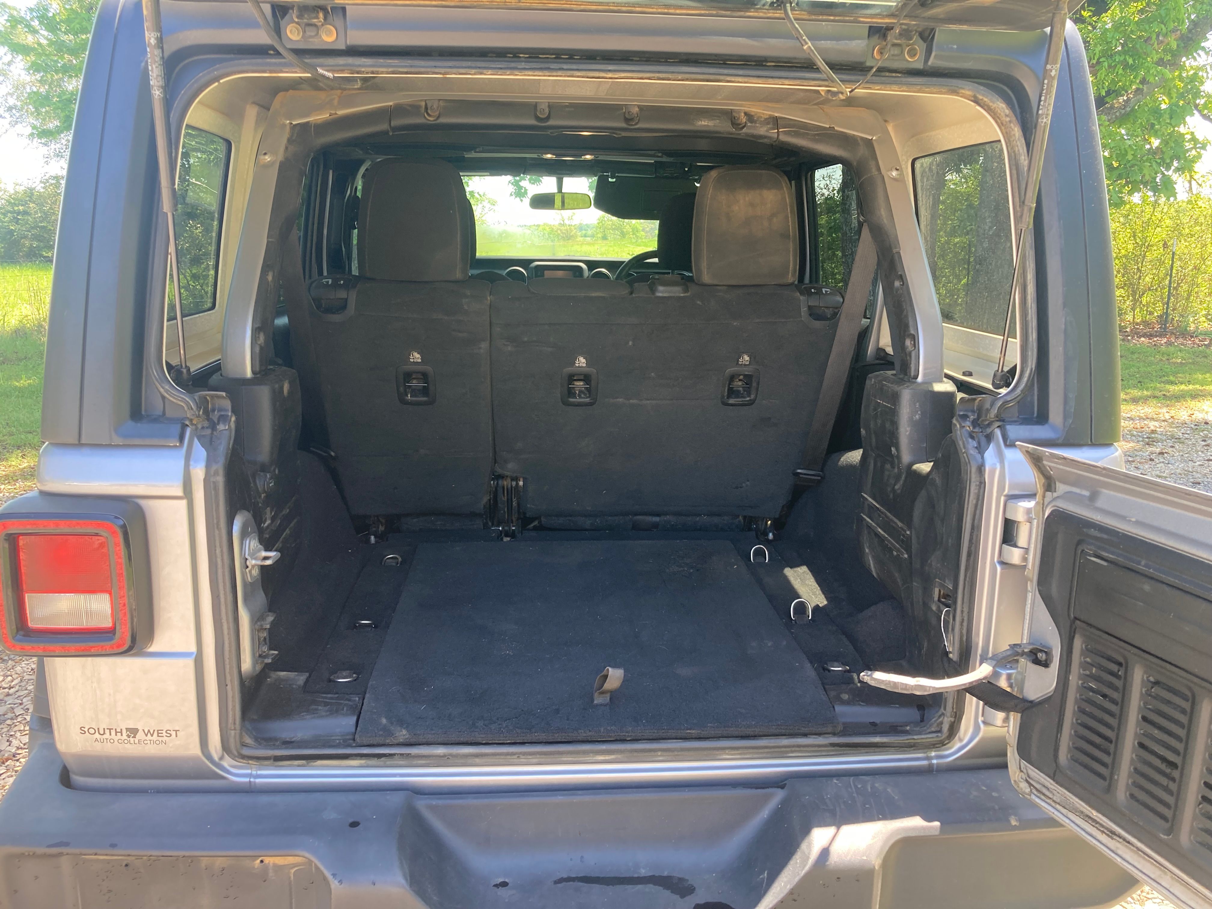 Used 2021 Jeep Wrangler Unlimited Sport AWD/4WD image 12