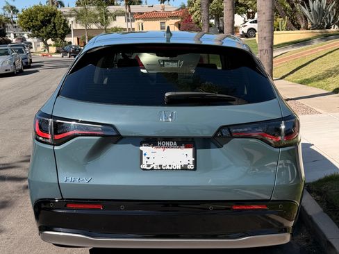 Used 2025 Honda HR-V EX-L image 5