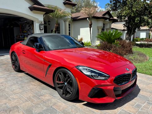 Used 2020 BMW Z4 M40i w/ Executive Package image 8