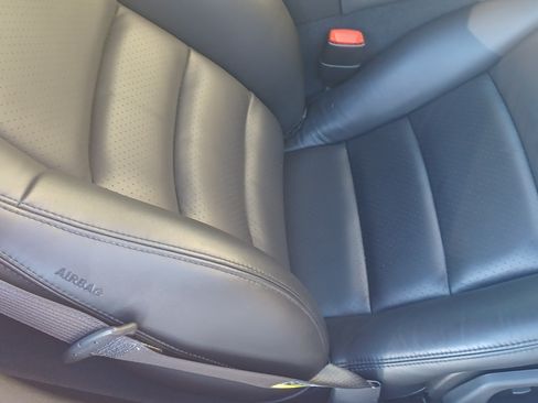 Used 2006 Chevrolet Corvette Coupe w/ Preferred Equipment Group image 17