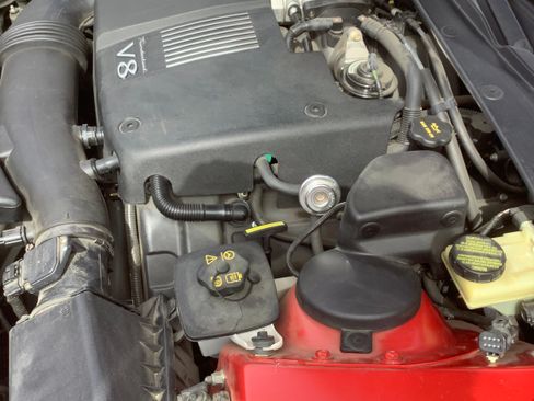 Used 2002 Ford Thunderbird RWD image 14