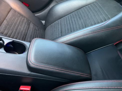 Used 2015 Mercedes-Benz CLA 250 image 26