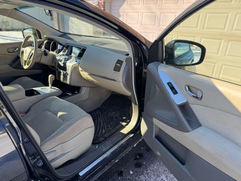 Used 2012 Nissan Murano S image 11