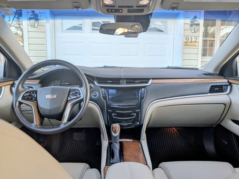 Used 2018 Cadillac XTS Luxury w/ Driver Awareness Package image 15