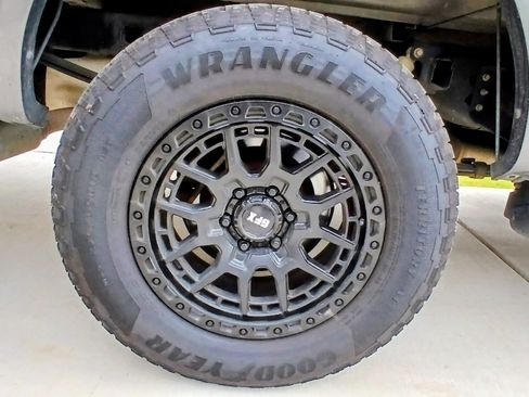 Used 2012 Ford F150 Lariat w/ Lariat Plus Pkg image 11