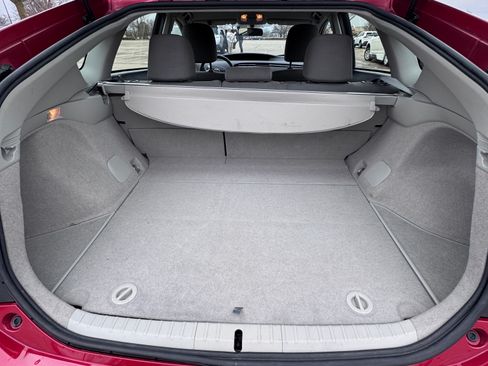 Used 2014 Toyota Prius Two image 8