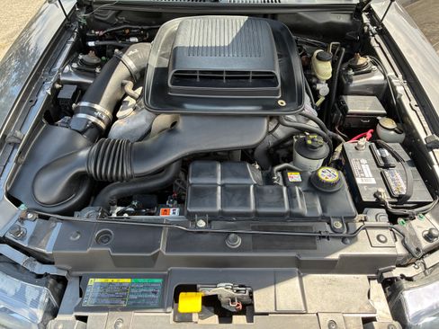 Used 2004 Ford Mustang Mach 1 RWD image 12