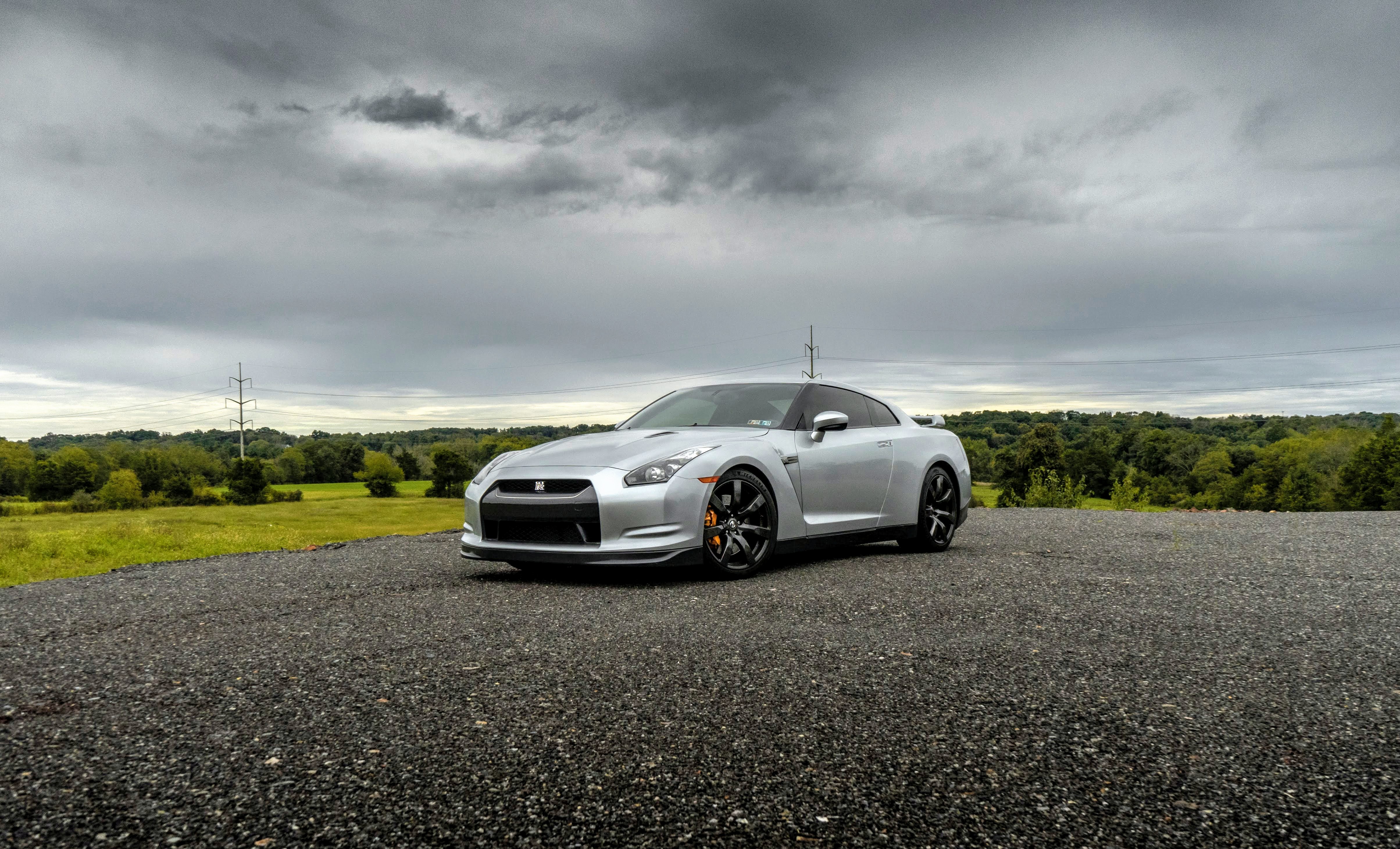 Used 2010 Nissan GT-R Premium AWD/4WD image 4