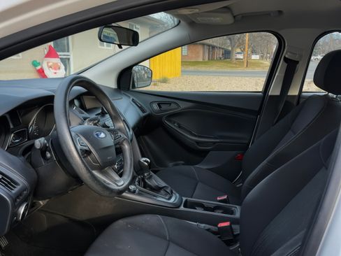Used 2015 Ford Focus S image 6