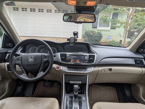 Used 2014 Honda Accord EX-L image 9