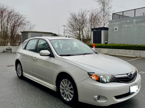 Used 2010 Subaru Impreza 2.5i image 4