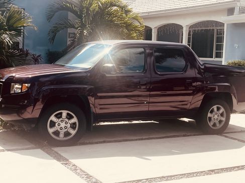 Used 2008 Honda Ridgeline RTX image 4