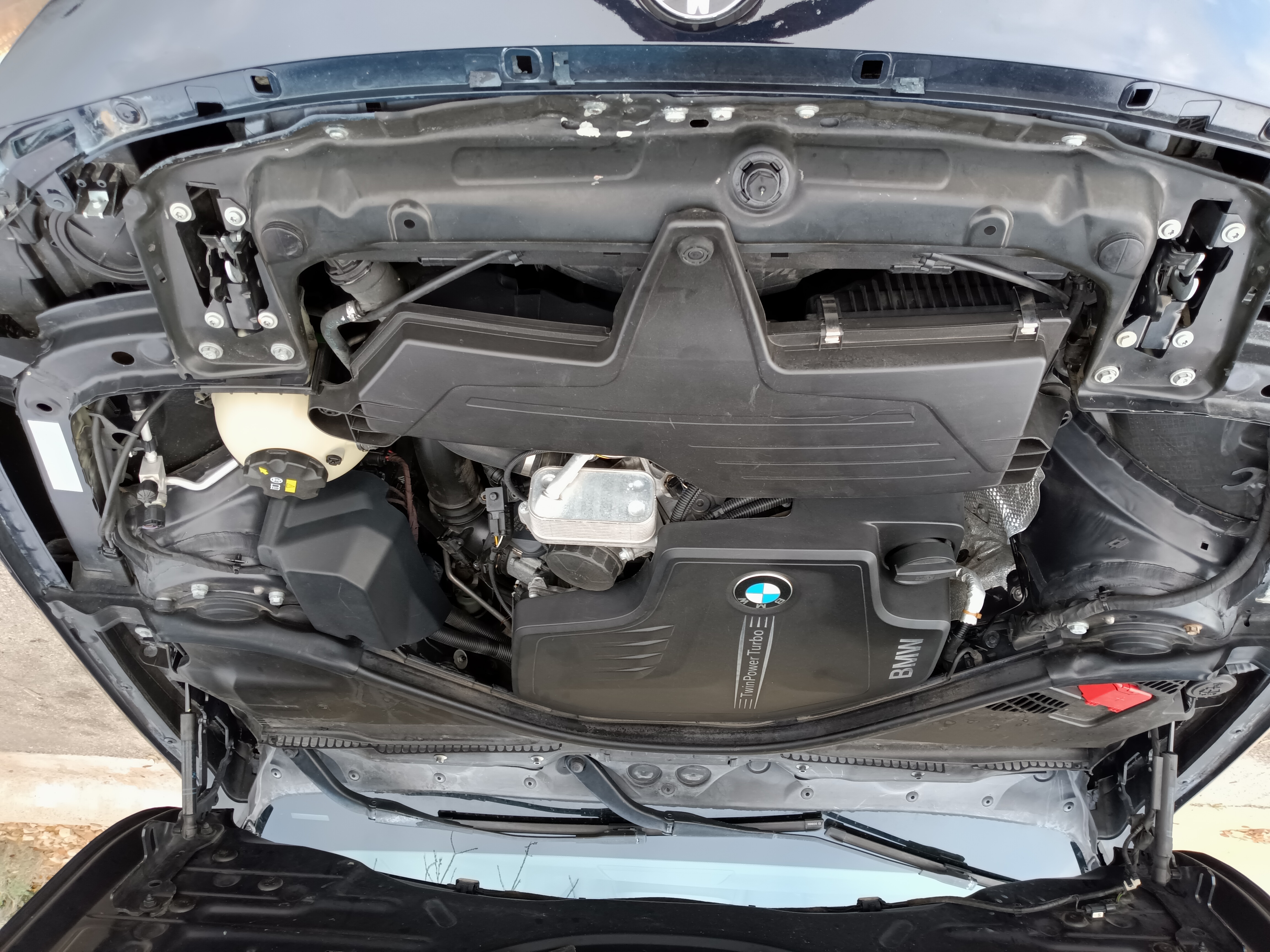 Used 2015 BMW 320i xDrive Sedan AWD/4WD image 11