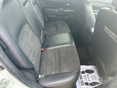 Used 2018 Mitsubishi Outlander Sport SE image 13