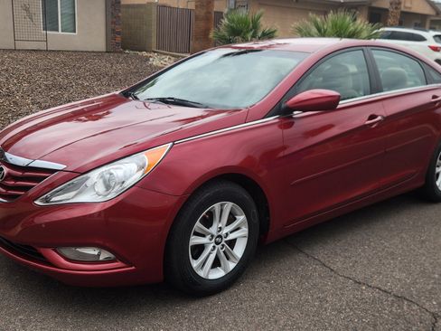 Used 2013 Hyundai Sonata GLS image 2