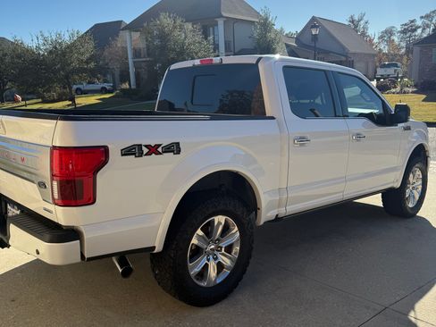 Used 2019 Ford F150 Platinum w/ Equipment Group 701A Luxury image 8