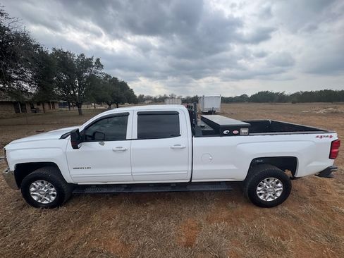 Used 2015 Chevrolet Silverado 2500 LT image 8
