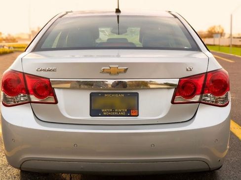 Used 2011 Chevrolet Cruze LT FWD image 6
