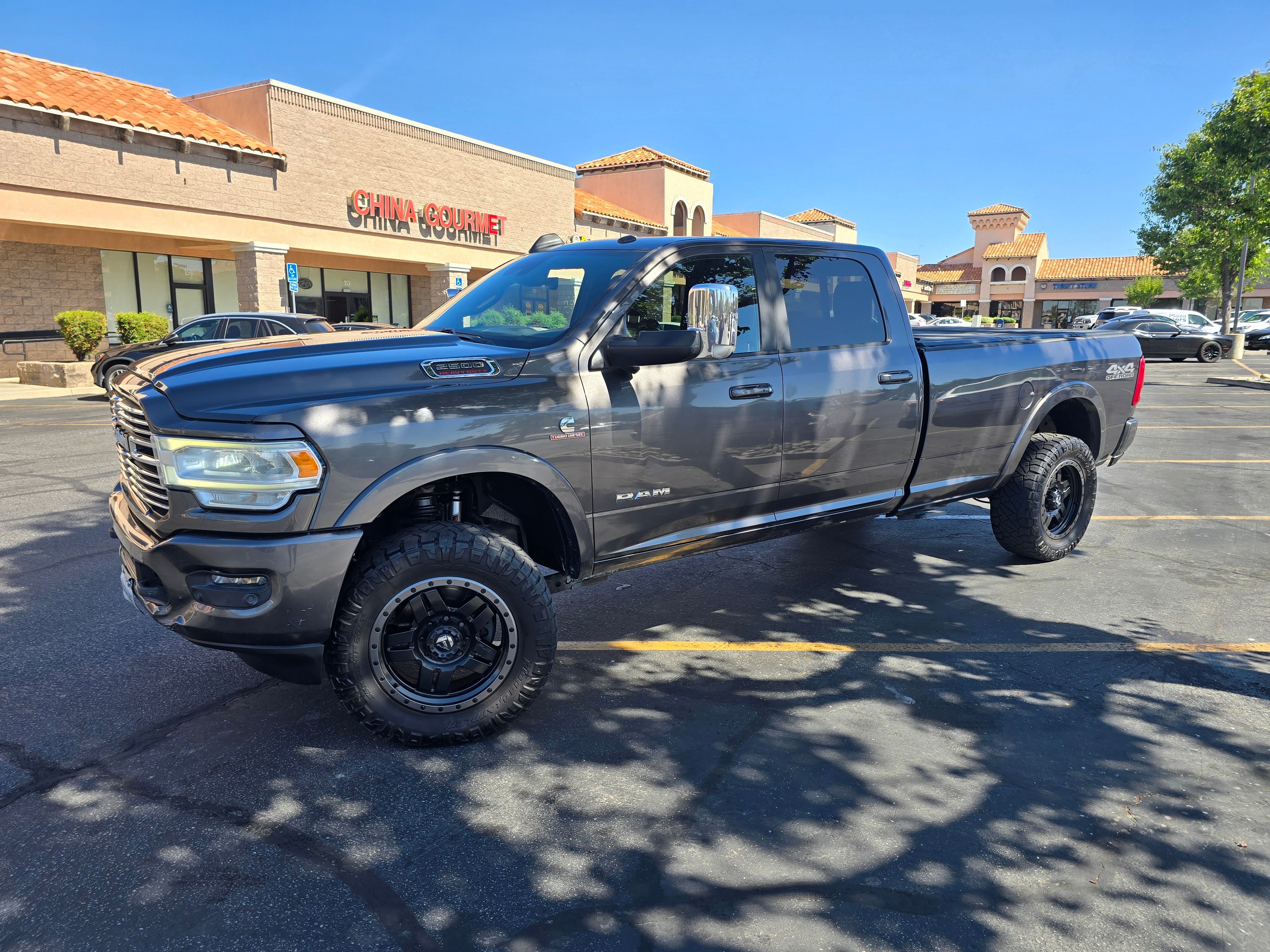Used 2019 RAM 2500 Laramie AWD/4WD image 16