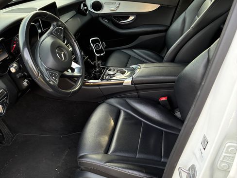 Used 2018 Mercedes-Benz C 300 Sedan image 9