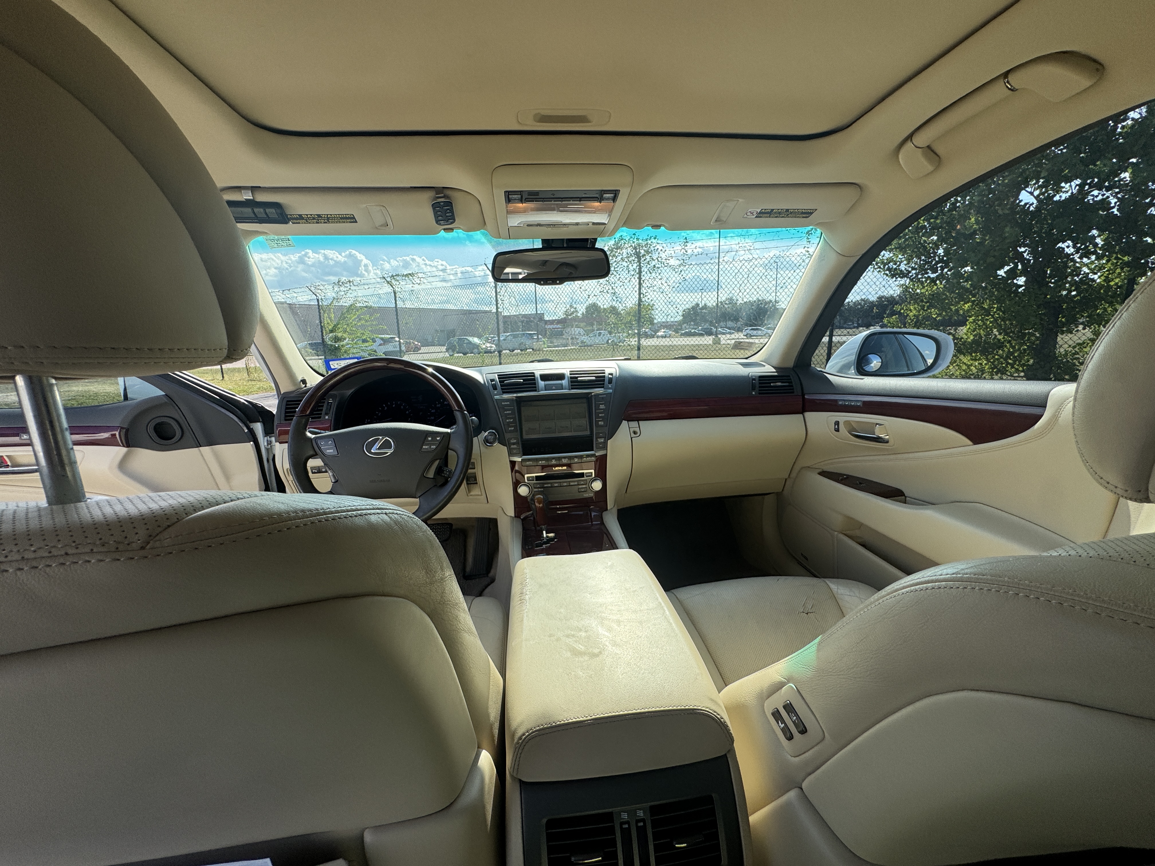 Used 2012 Lexus LS 460 AWD w/ Comfort Pkg image 19